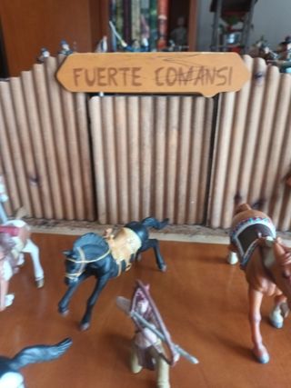 Forte Comansi con figure