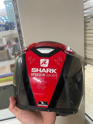 Casco Shark Negro y Rojo