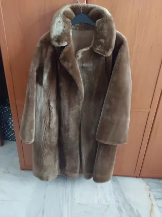 Abrigo de piel natural,mouton