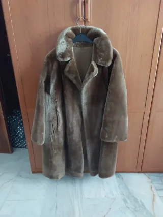 Abrigo de piel natural,mouton