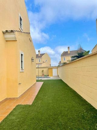 Chalet en alquiler en Reconquista-San José Artesano-El Rosario en Algeciras