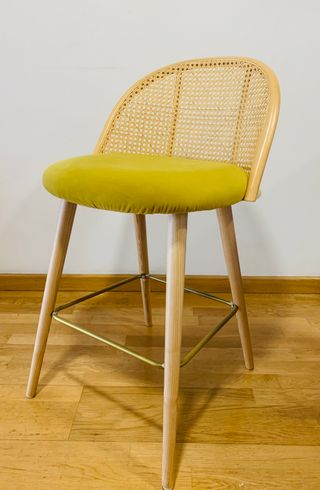 "Casi Nuevo" Silla alta de diseño terciopelo ratán