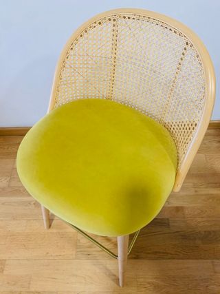 "Casi Nuevo" Silla alta de diseño terciopelo ratán