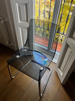 Sedie Tobias Ikea trasparenti e cromate