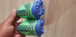 Botas fútbol/rugby niño/a velcro Talla 33 Kipsta