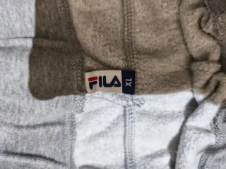 Pantalón de chándal gris hombre.