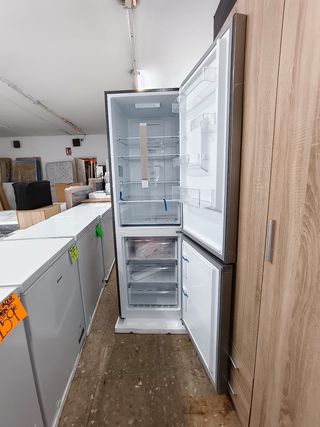 Frigorífico Combi Inox No Frost 185cm