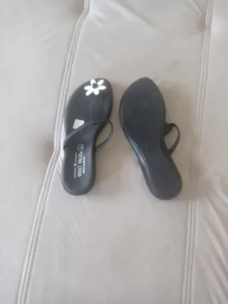 Sandalias Digo Digo mujer negras Flor