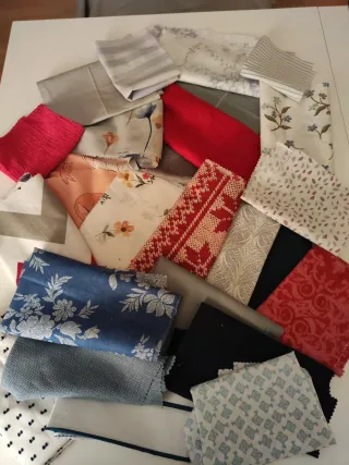 Retales de tela variados