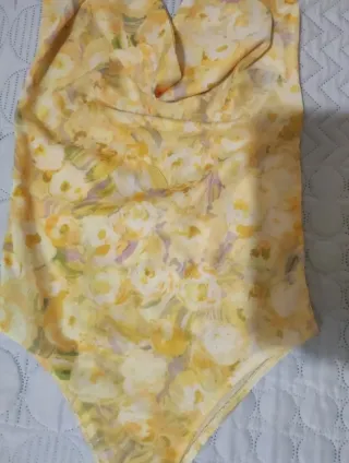 Body floral amarillo