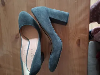 Zapatos de piel. "Karmine"