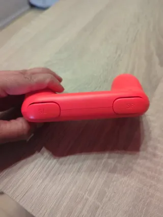 Joy Con Grip Rojo Nintendo Switch