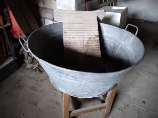 Bañera antigua de chapa