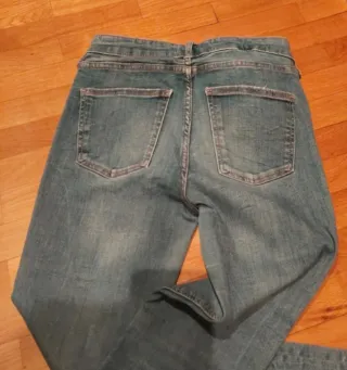 Pantalón vaquero pitillo Zara azul