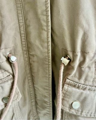 Parka H&M Marrón con Capucha y Pelo