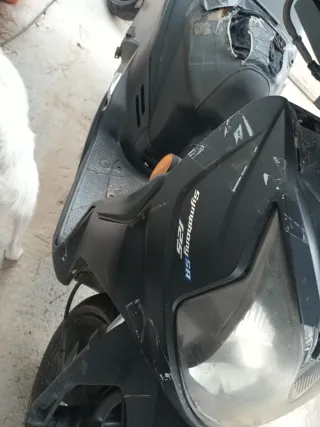 Piezas moto Sym 125 SR