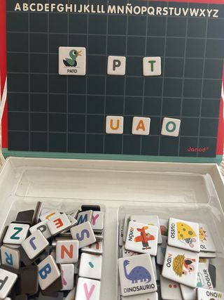 Libro Magnético Janod Alfabeto Español 144 Piezas