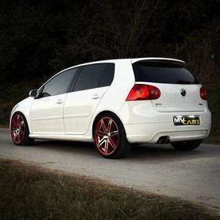 Volkswagen Golf GTI Edition 30