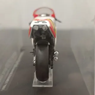 Maqueta Moto Yamaha YZR 500 Wayne Rainey 1991