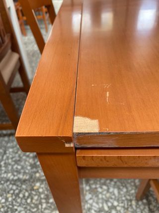 CONJUNTO MESA COMEDOR Y 4 SILLAS MADERA