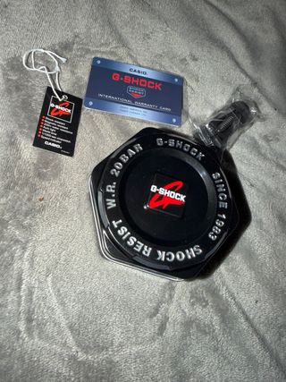 Reloj Casio G-Shock Dorado y Negro