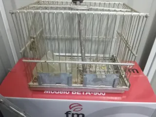 Jaula de aluminio para pájaros