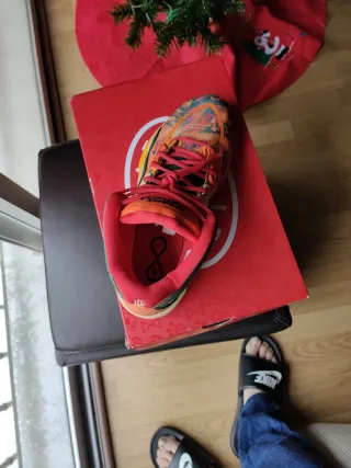Nike Kyrie Infinity 45.5 Beige/Rojo