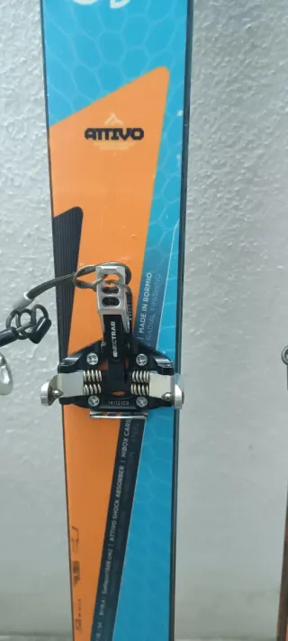 SKITRAB Maestro 157cm con fijaciones