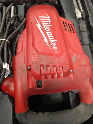 MARTILLO DEMOLEDOR MILWAUKEE K1000S