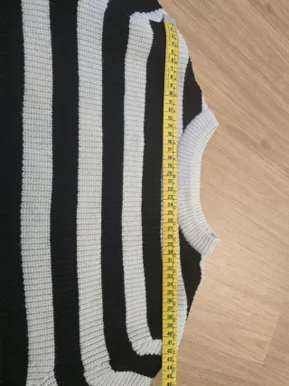 Jersey Bershka Rayas Blanco y Negro