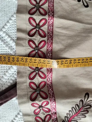 Vestido vintage beige bordado