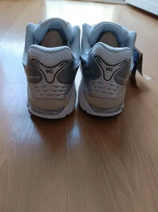 Asics Kayano 14 Plata/Blanco