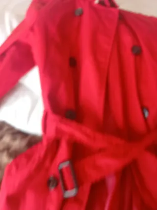 Garbardina roja elegante