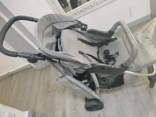 Carrito de bebé gris Asalvo