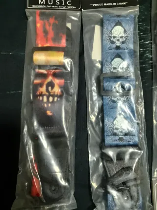 Correas guitarra P&P calaveras