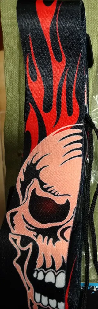 Correas guitarra P&P calaveras