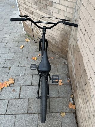 Bicicleta BMX Radio Revo Pro 2022