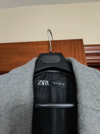 Abrigo de paño gris Zara