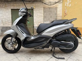 Piaggio Beverly 350 S