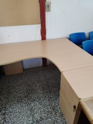 MESA DE OFICINA ESQUINERA Y CAJONERA