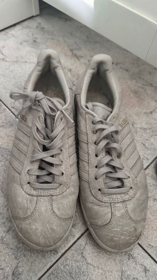 Adidas Gazelle gris plata - Talla 37