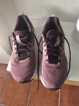 Asics Contend 9 Rosa/Morado Talla 39