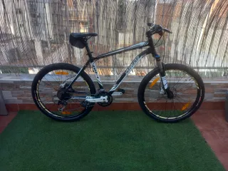 Bicicleta MTB Specialized Rockhopper