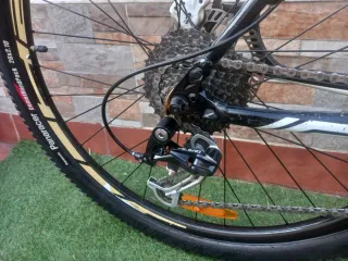 Bicicleta MTB Specialized Rockhopper