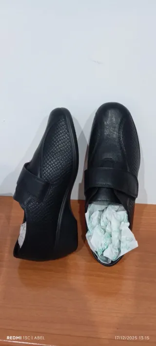 Zapatos de mujer negros talla 38