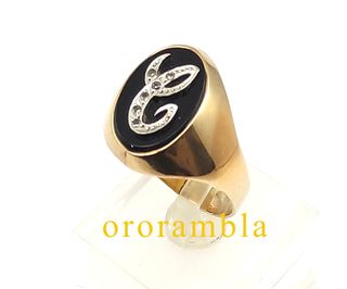 Sello oro 18k con letra C en ônix