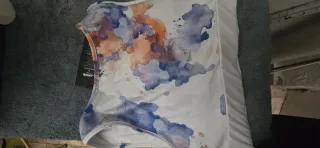 Top deportivo estampado hojas