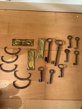Lotti di chiavi antiche