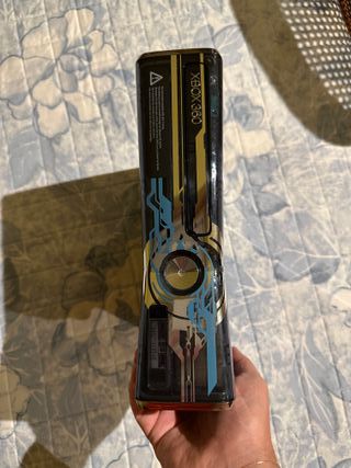 Xbox 360 Halo 4 Limited Edition 320GB