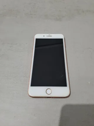 Lote 8Móviles: 3 iPhone e 5 Samsung